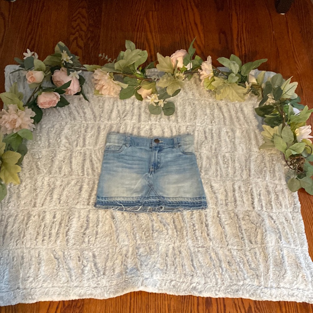OshKosh B’gosh toddler girl denim skirt size 4T